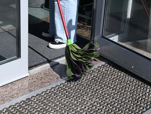 who offers dependable house cleaning in Vallejo, CA
